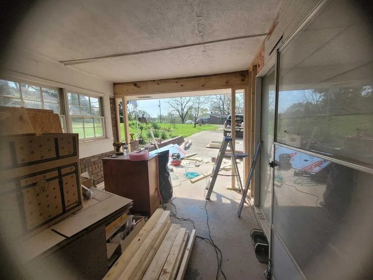 Air movers and dehumidifier for Water Mitigation Services in Pecan Grove